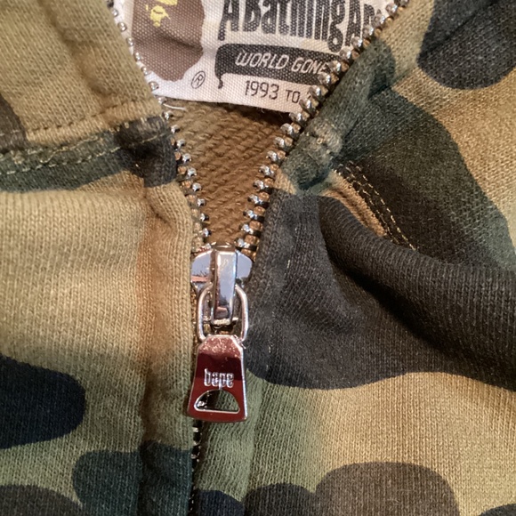 BAPE A Bathing Ape World Gone Mad Camo patch zip up hoodie Medium - Picture 9 of 9